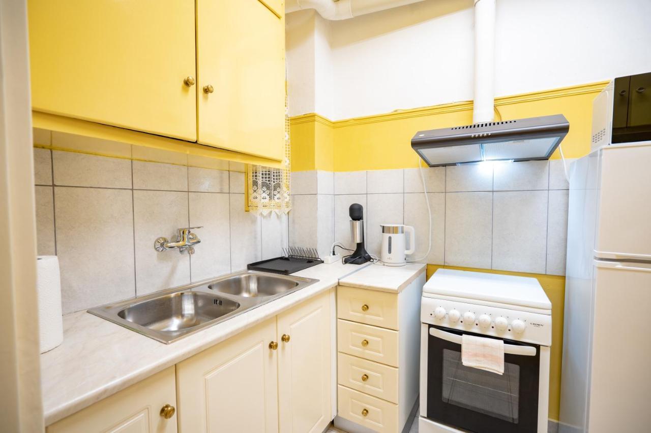 Ampelokipi Metro St. 2 Bedrooms 6 Pers. Apartment Athens Luaran gambar