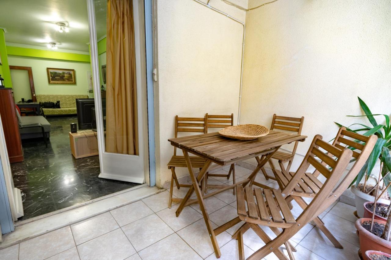 Ampelokipi Metro St. 2 Bedrooms 6 Pers. Apartment Athens Luaran gambar