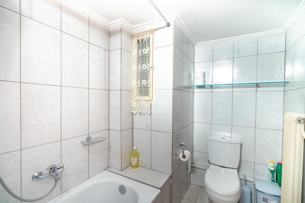 Ampelokipi Metro St. 2 Bedrooms 6 Pers. Apartment Athens Luaran gambar