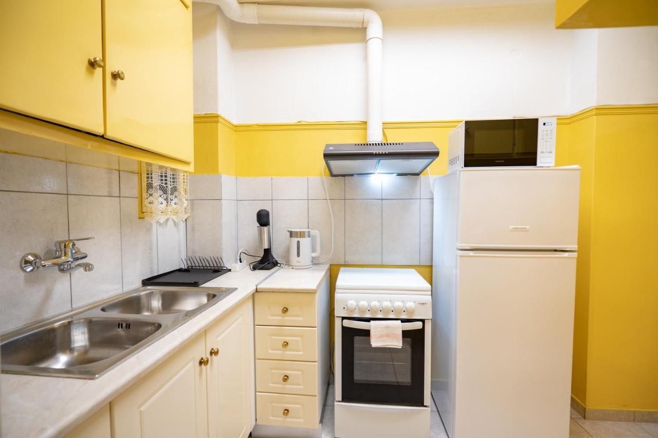 Ampelokipi Metro St. 2 Bedrooms 6 Pers. Apartment Athens Luaran gambar